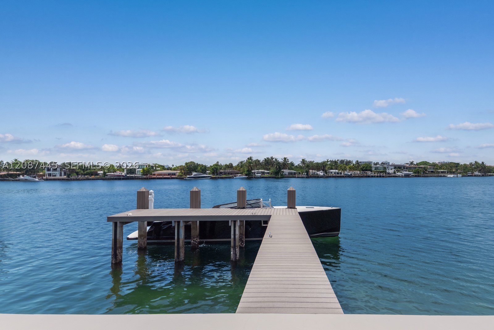 1844 Daytonia Rd, Miami Beach FL 33141
