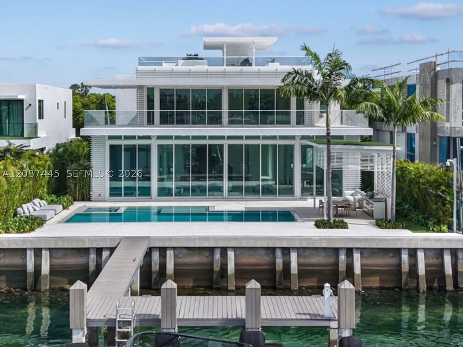 1844 Daytonia Rd, Miami Beach FL 33141