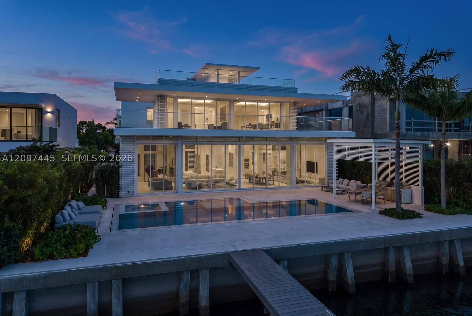 1844 Daytonia Rd, Miami Beach FL 33141