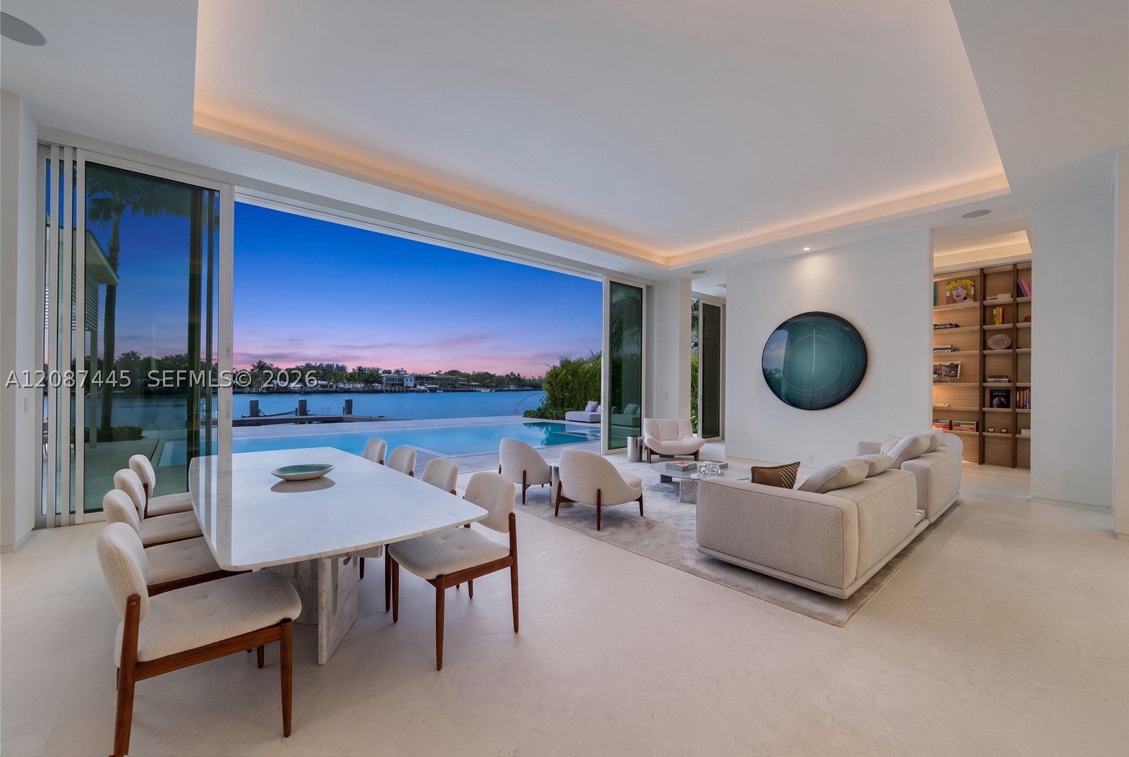 1844 Daytonia Rd, Miami Beach FL 33141