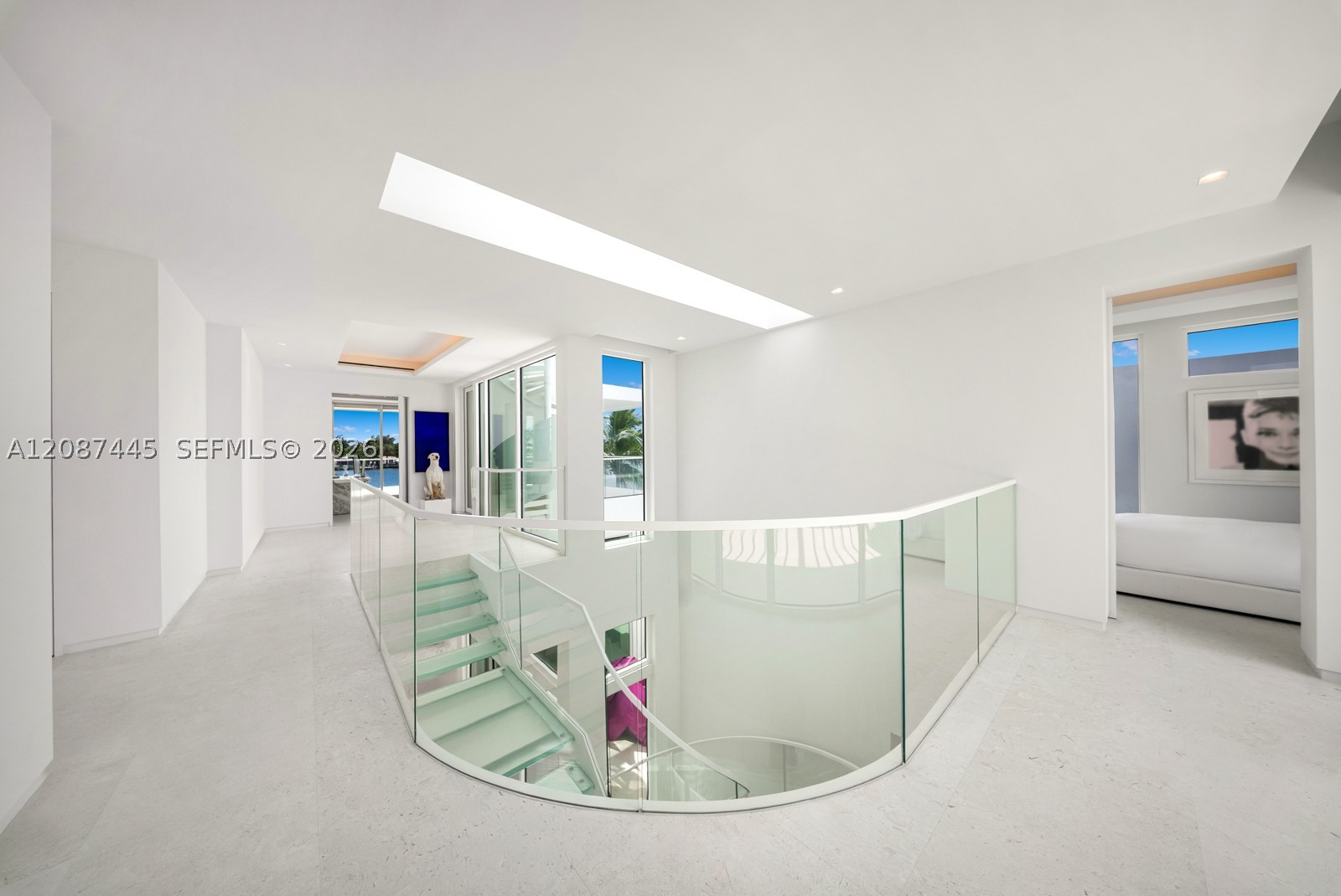 1844 Daytonia Rd, Miami Beach FL 33141