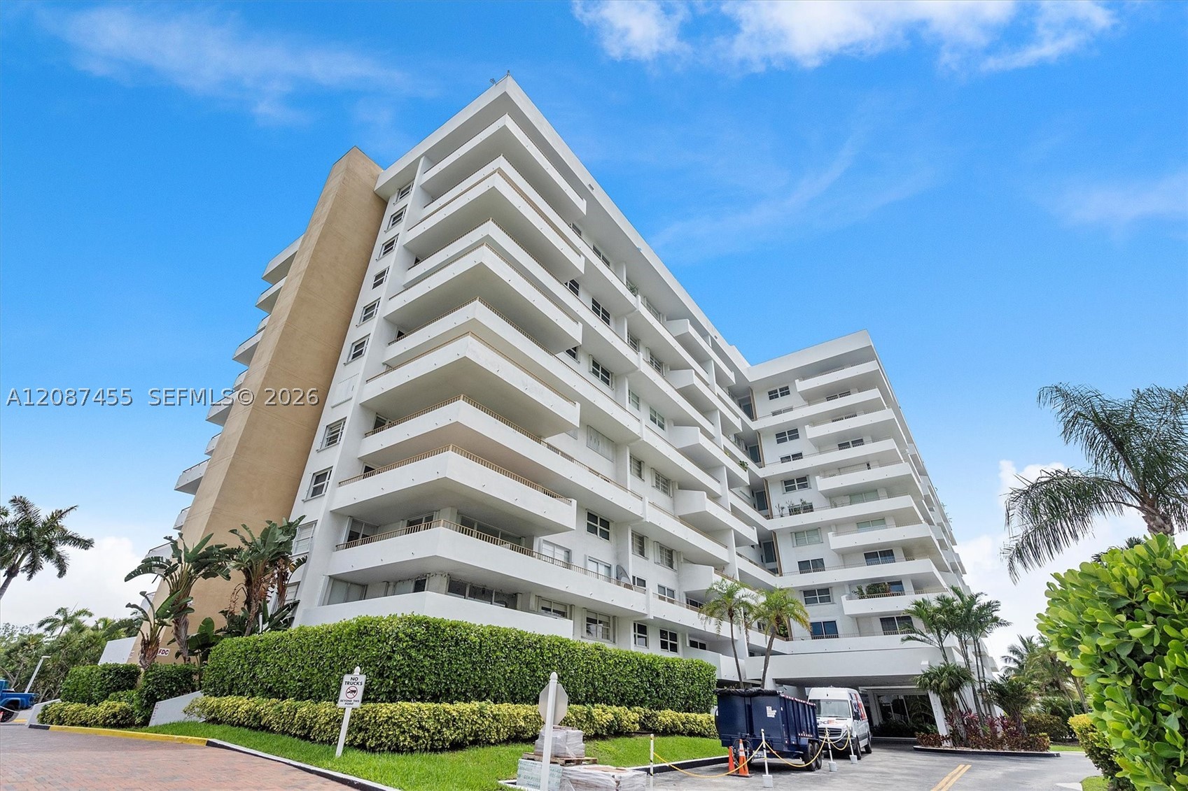 177 Ocean Lane Dr #807, Key Biscayne FL 33149