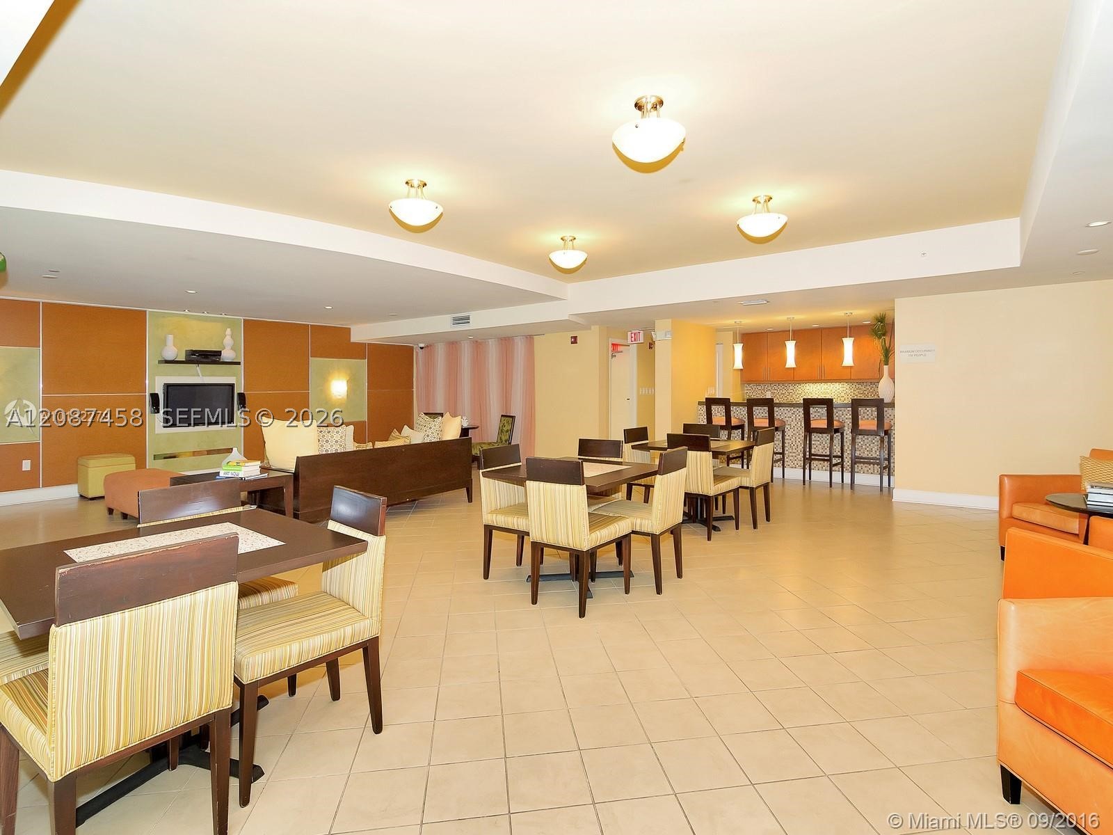 7350 SW 89th St #1411S, Miami FL 33156