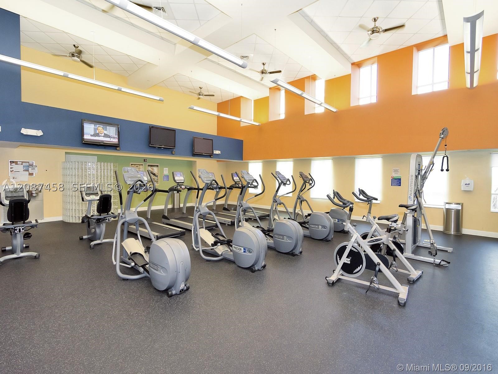 7350 SW 89th St #1411S, Miami FL 33156