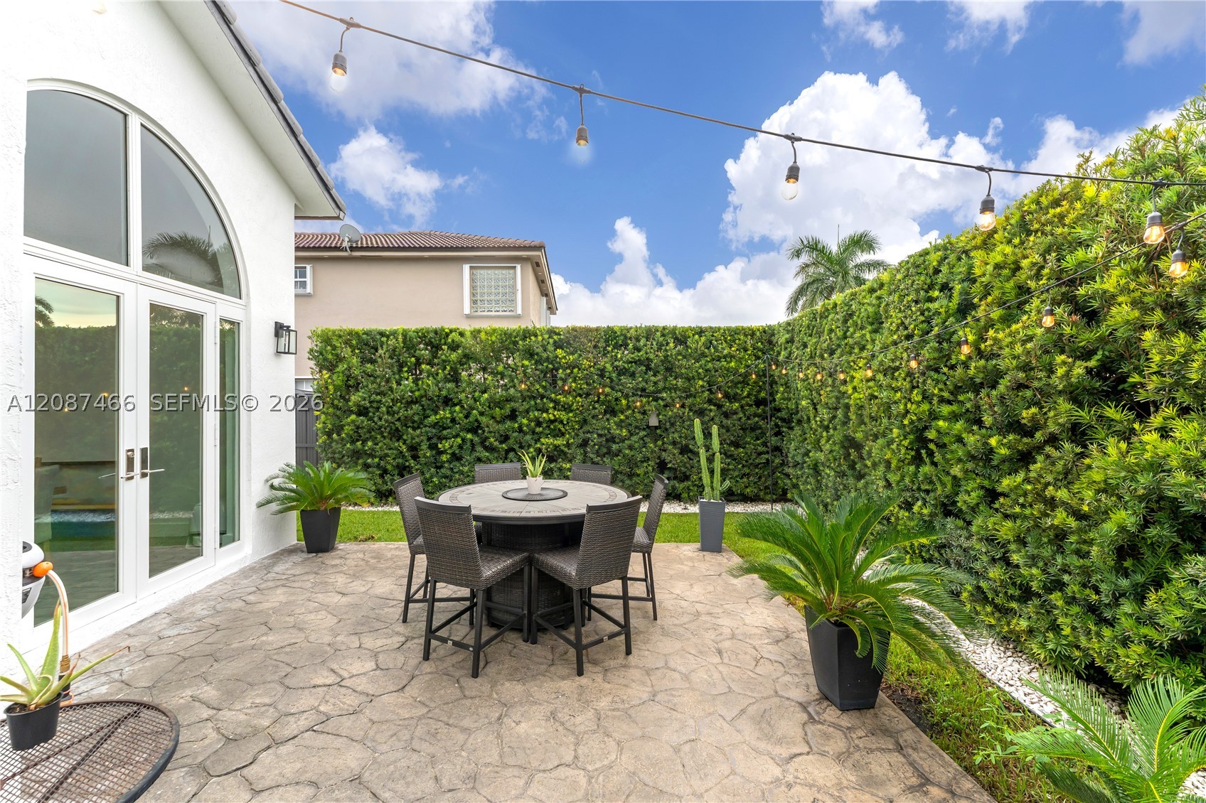 9164 SW 166th Ct, Miami FL 33196