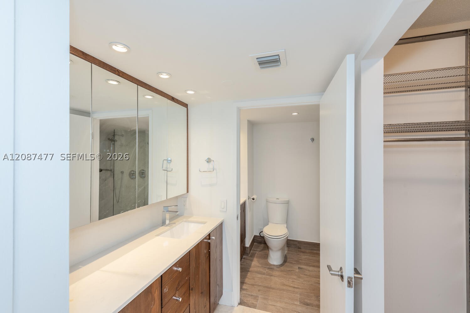 1541 Brickell Ave #1501, Miami FL 33129
