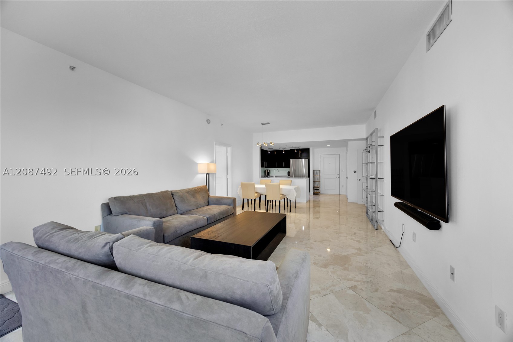 10 Aragon Ave #810, Coral Gables FL 33134