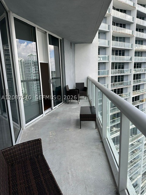 465 Brickell Ave #3404, Miami FL 33131