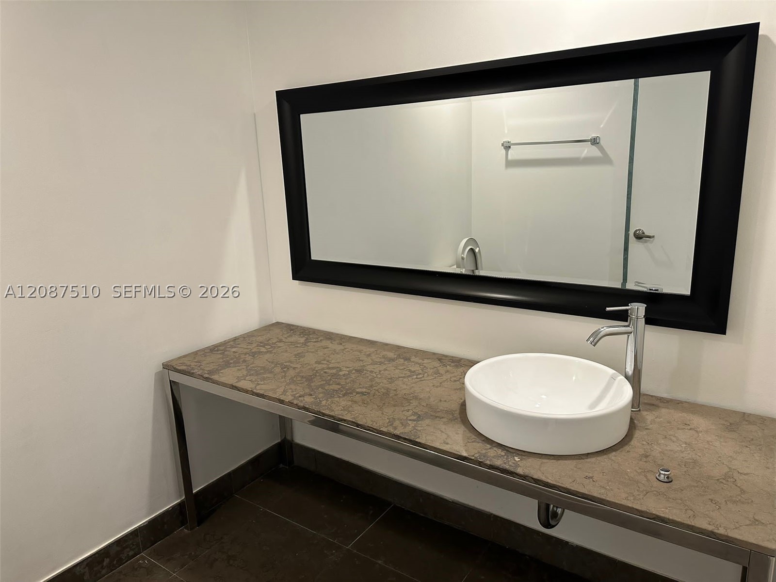 465 Brickell Ave #3404, Miami FL 33131