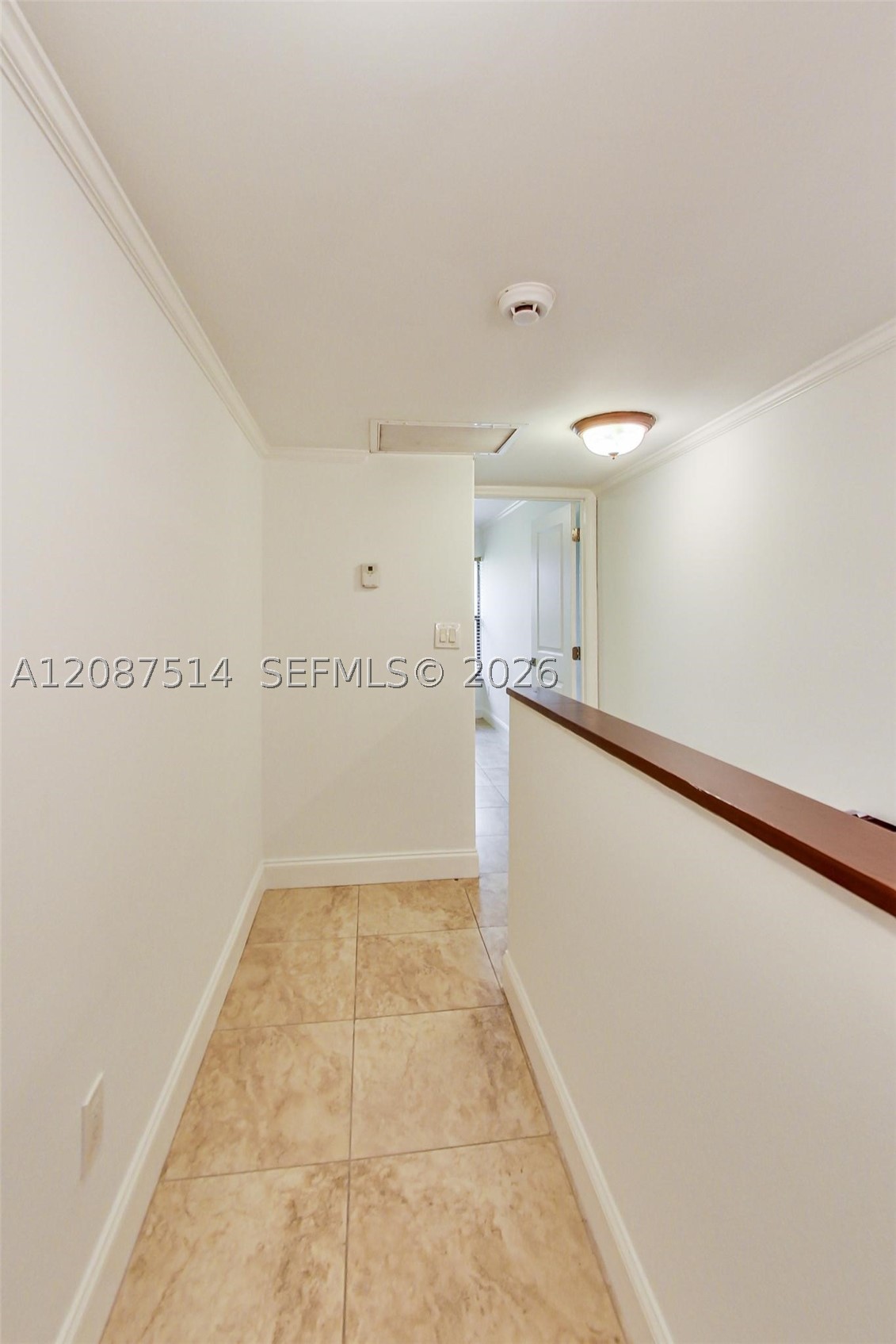 8613 SW 79th Pl, Miami FL 33143