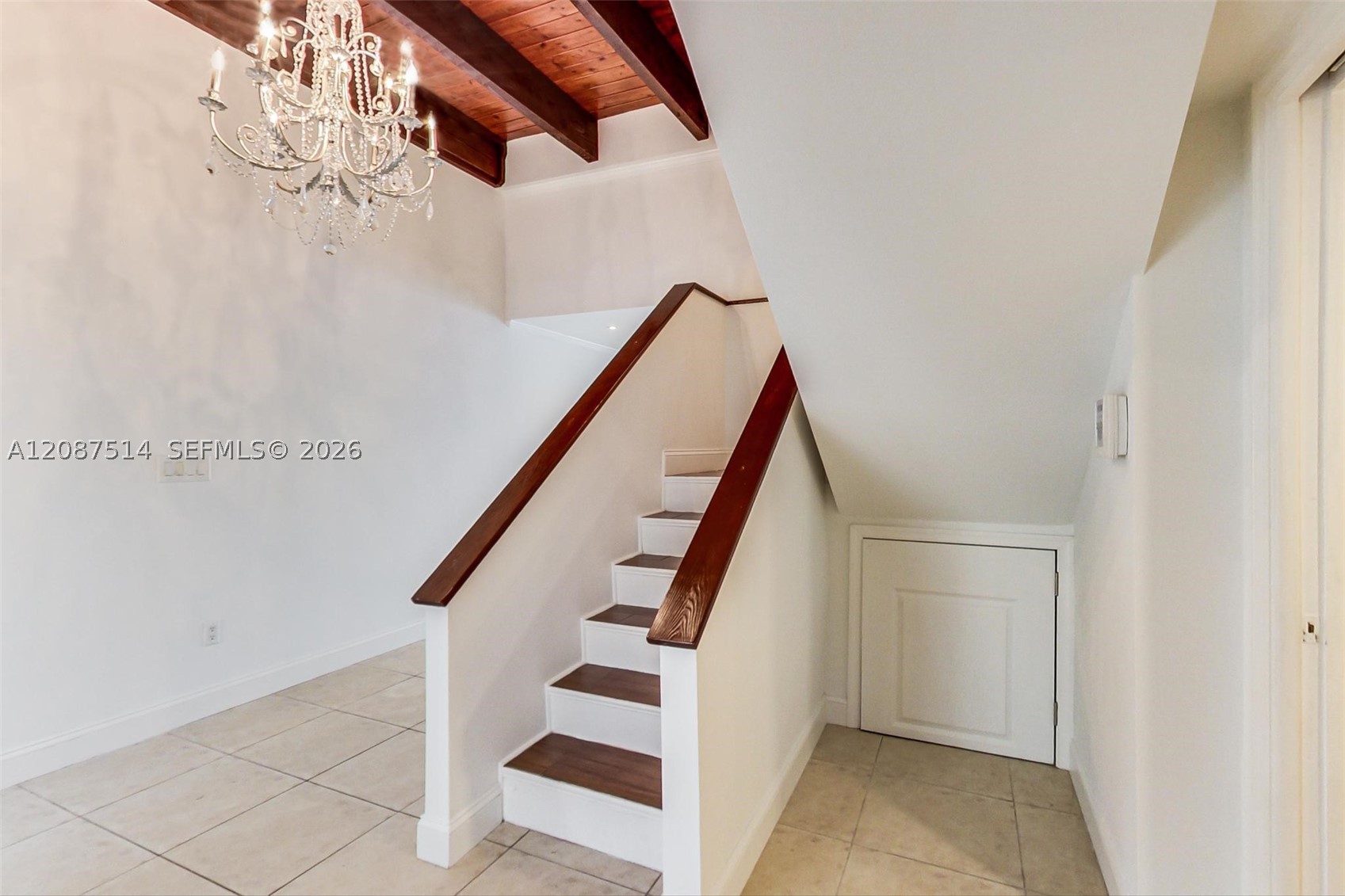 8613 SW 79th Pl, Miami FL 33143