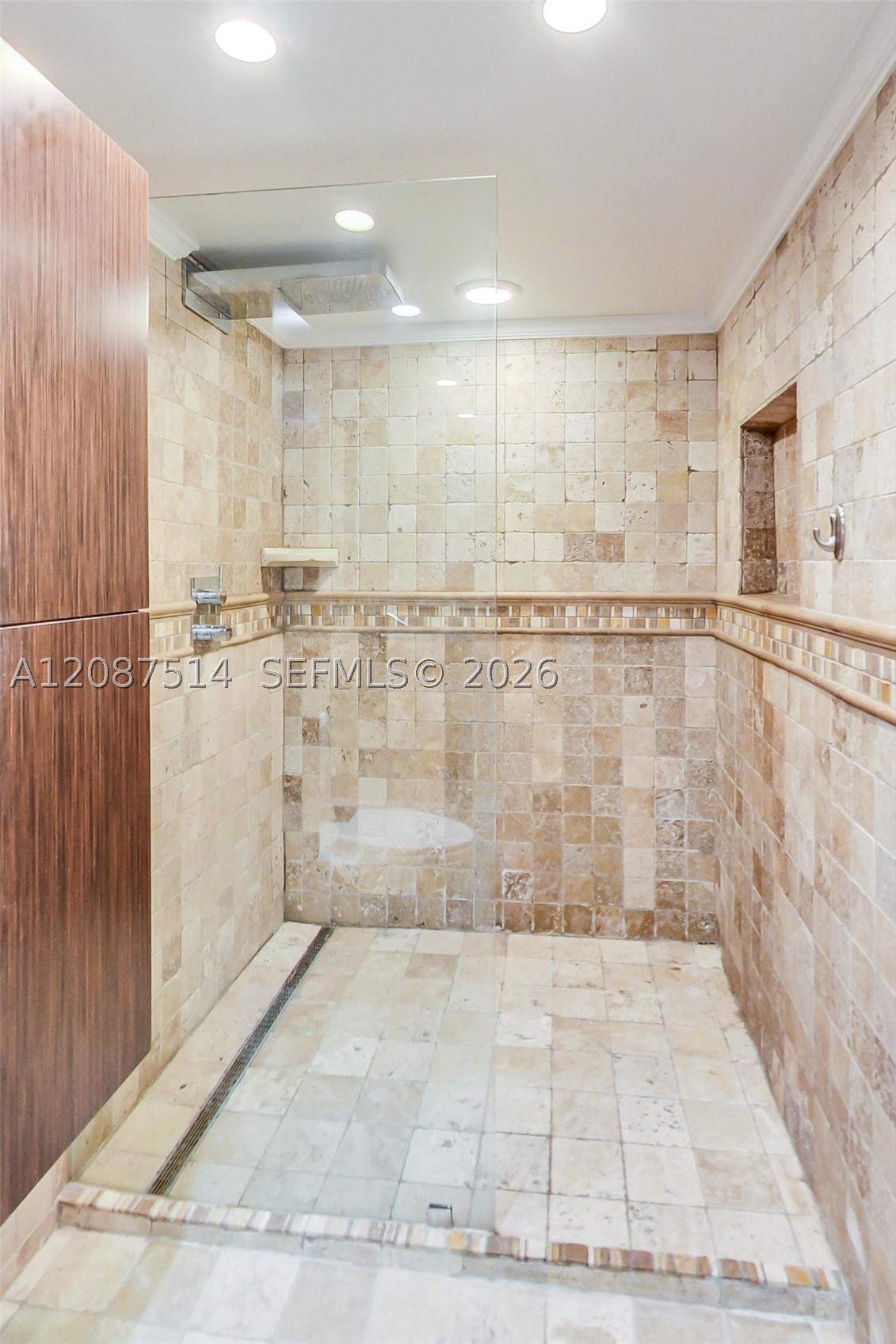 8613 SW 79th Pl, Miami FL 33143