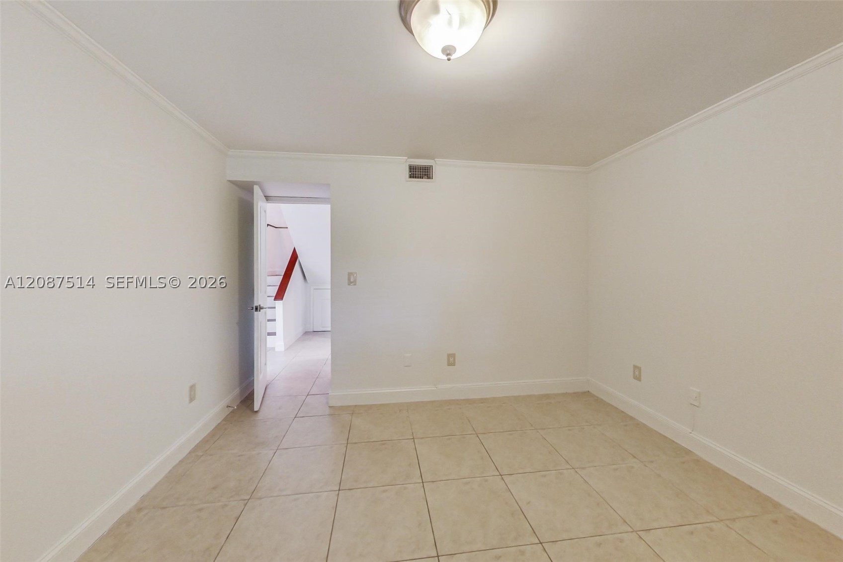 8613 SW 79th Pl, Miami FL 33143