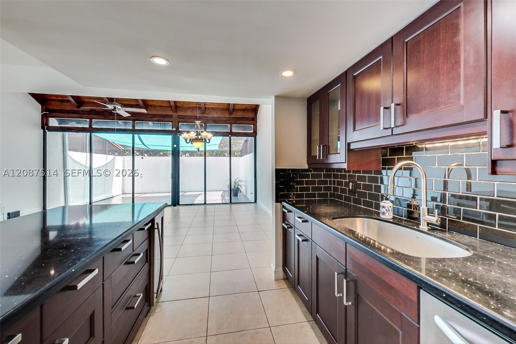 8613 SW 79th Pl, Miami FL 33143