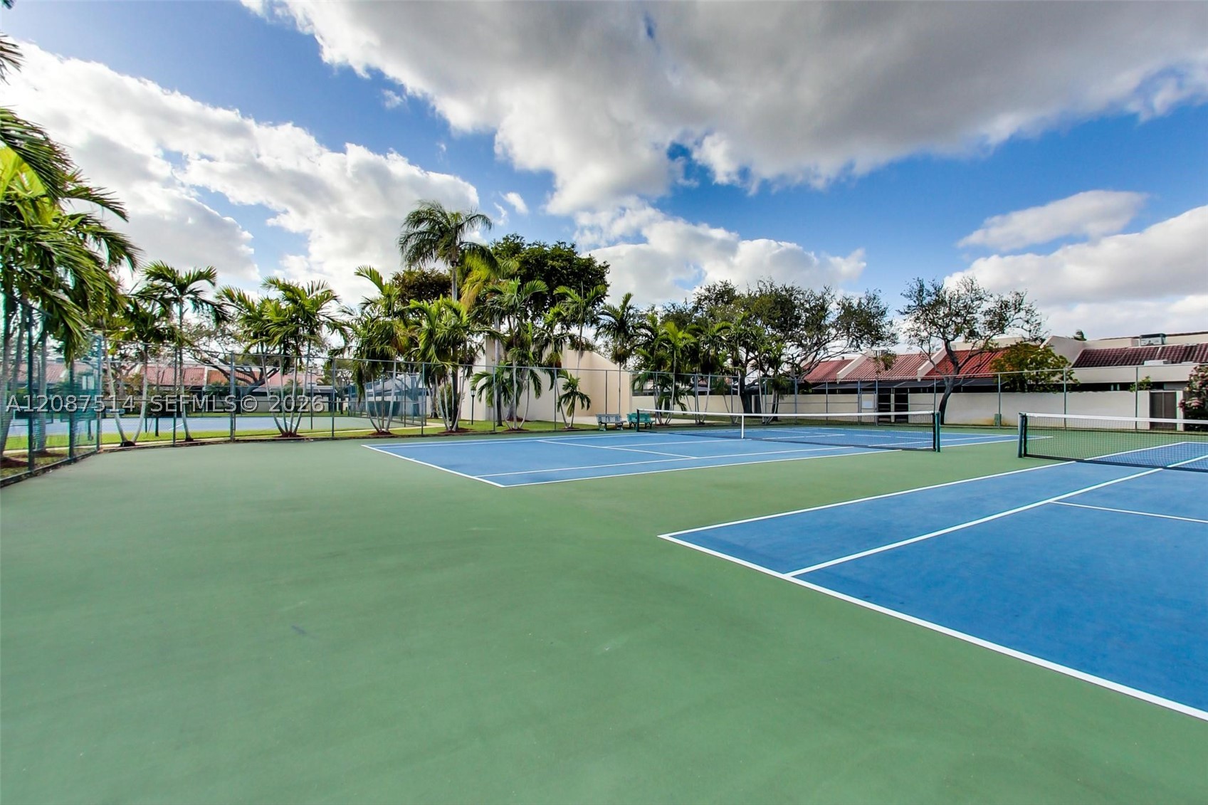 8613 SW 79th Pl, Miami FL 33143