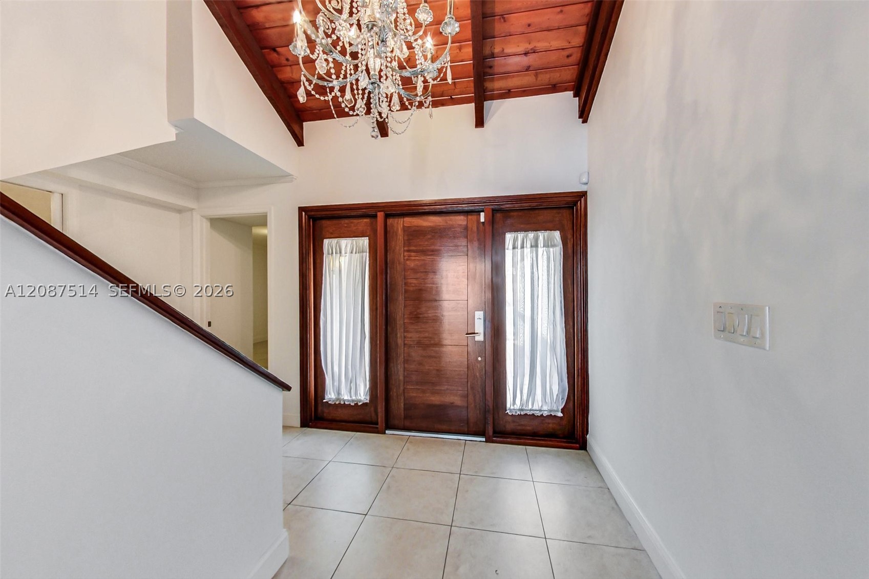 8613 SW 79th Pl, Miami FL 33143