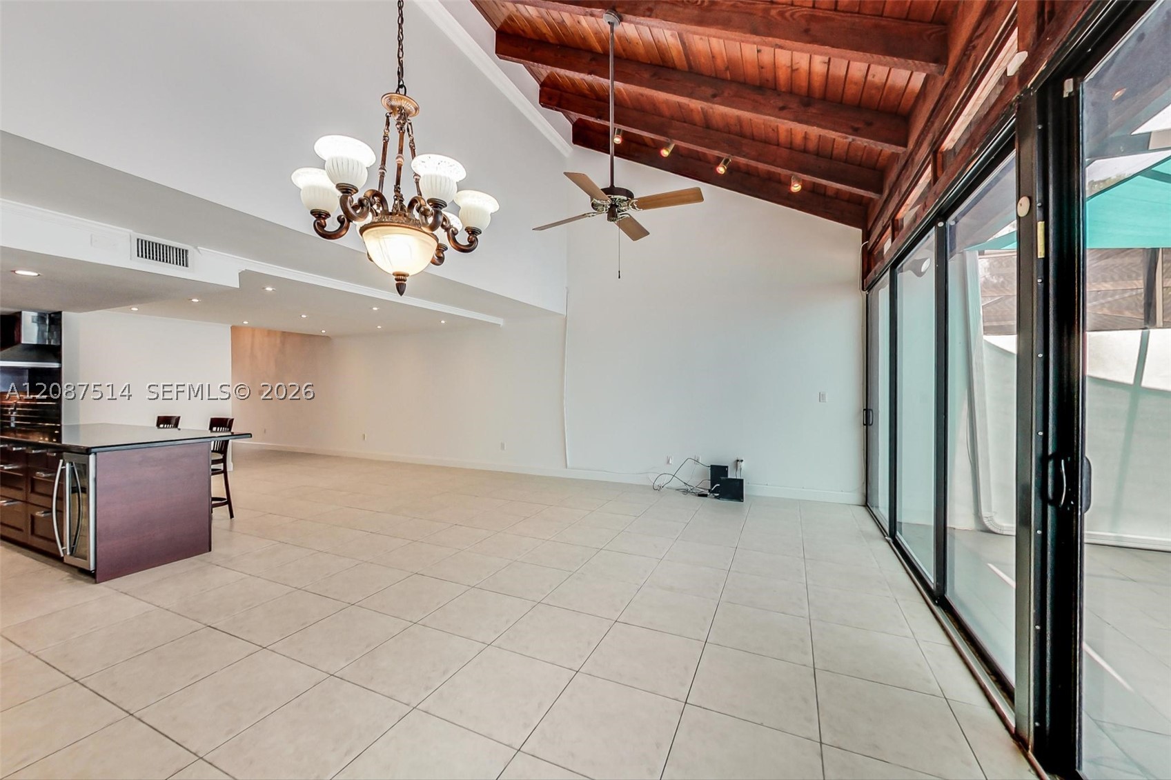 8613 SW 79th Pl, Miami FL 33143