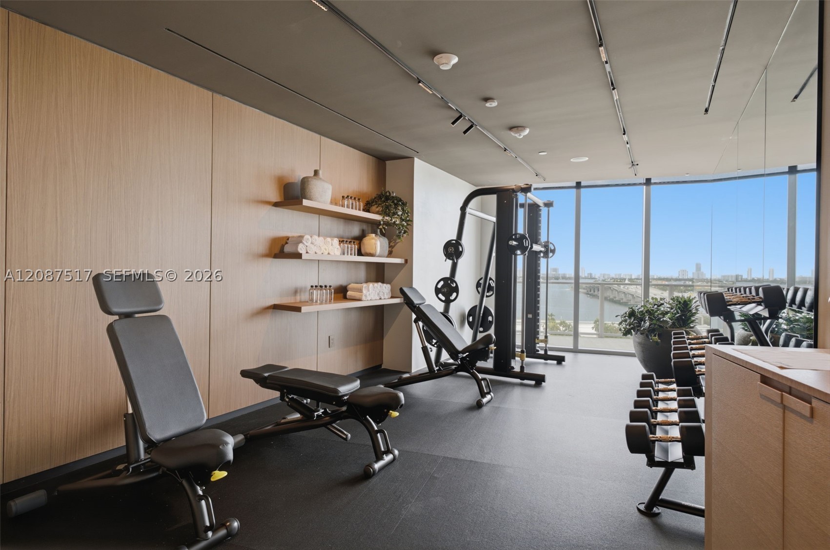 1400 BISCAYNE BLVD #4604C, Miami FL 33132
