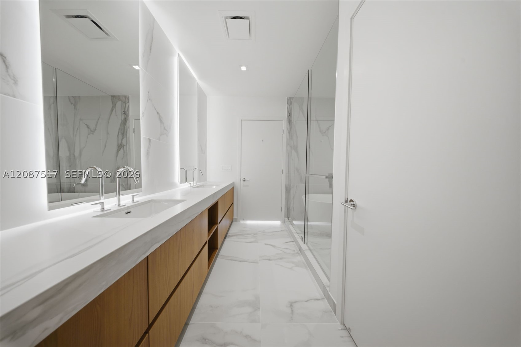 1400 BISCAYNE BLVD #4604C, Miami FL 33132