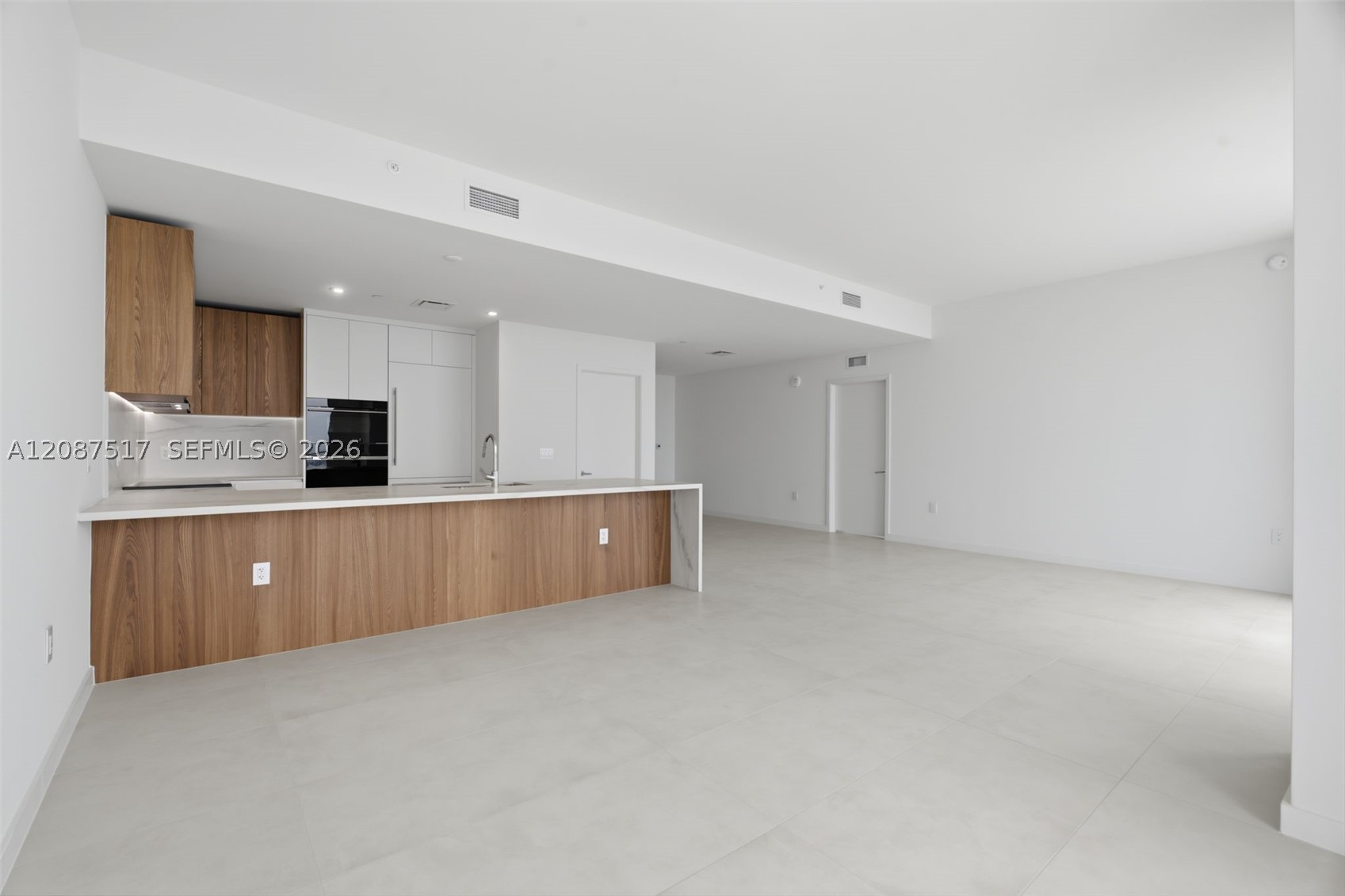1400 BISCAYNE BLVD #4604C, Miami FL 33132