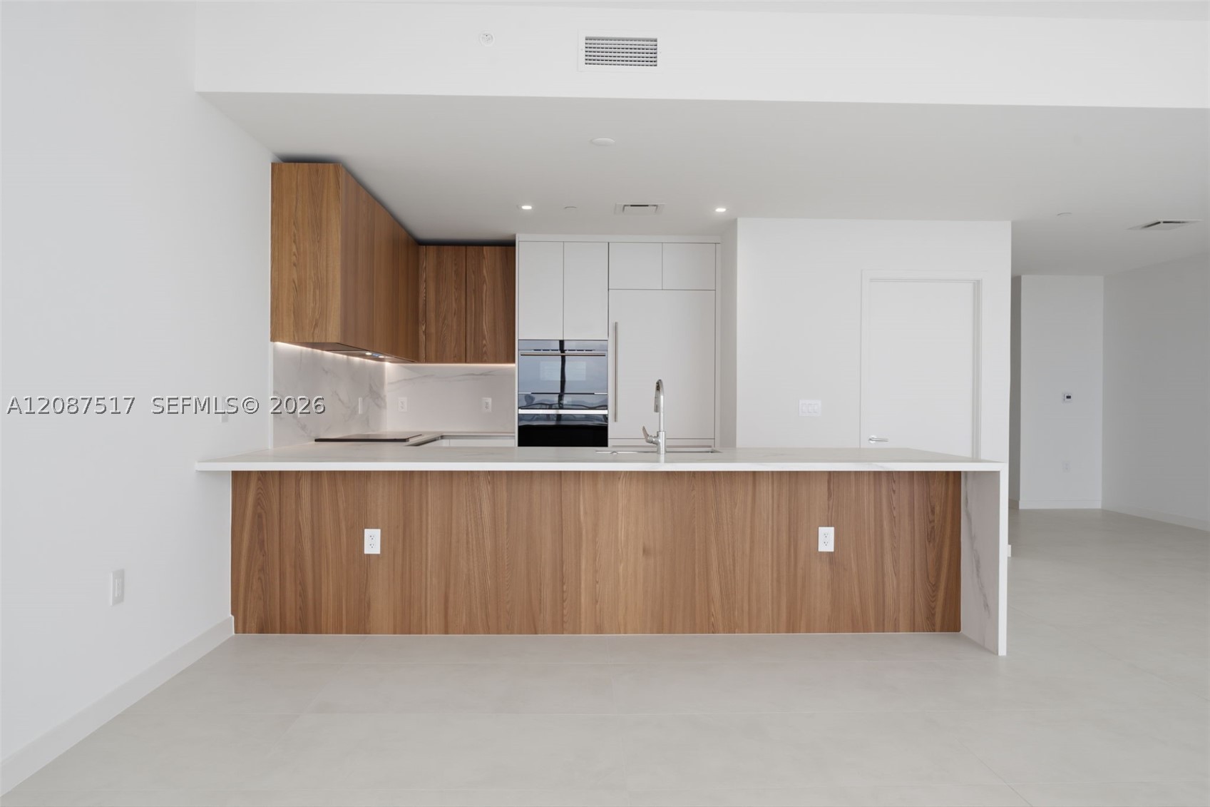 1400 BISCAYNE BLVD #4604C, Miami FL 33132