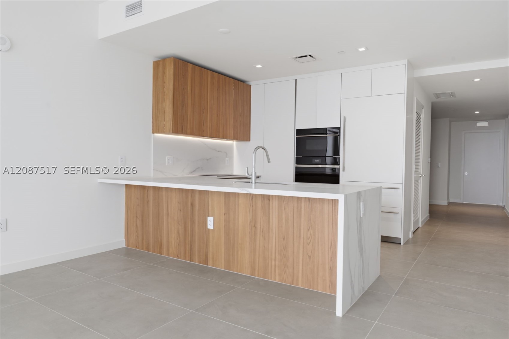 1400 BISCAYNE BLVD #4604C, Miami FL 33132
