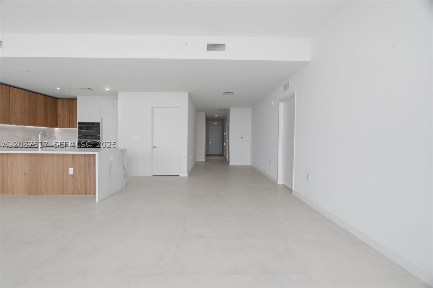 1400 BISCAYNE BLVD #4604C, Miami FL 33132