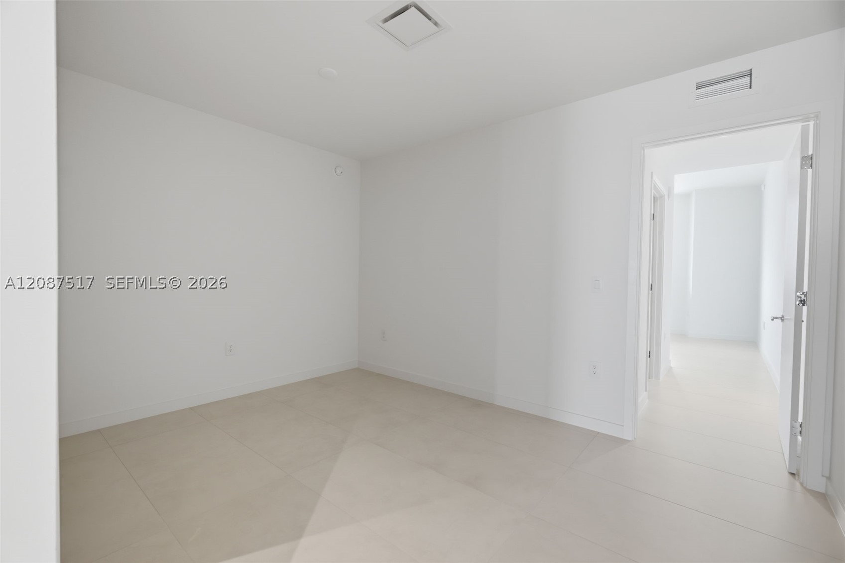 1400 BISCAYNE BLVD #4604C, Miami FL 33132