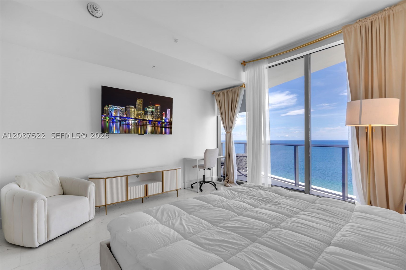 15701 Collins Ave #1703, Sunny Isles Beach FL 33160