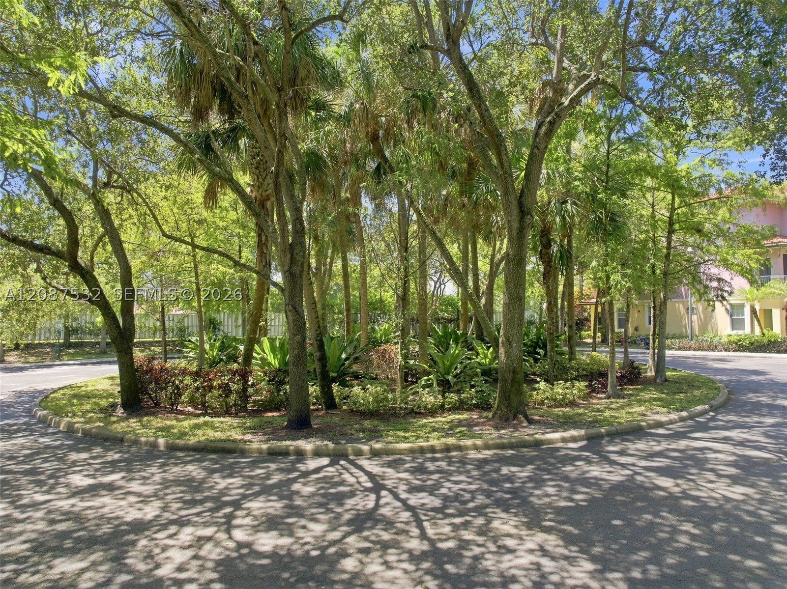 6978 W Sample Rd #6978, Coral Springs FL 33067