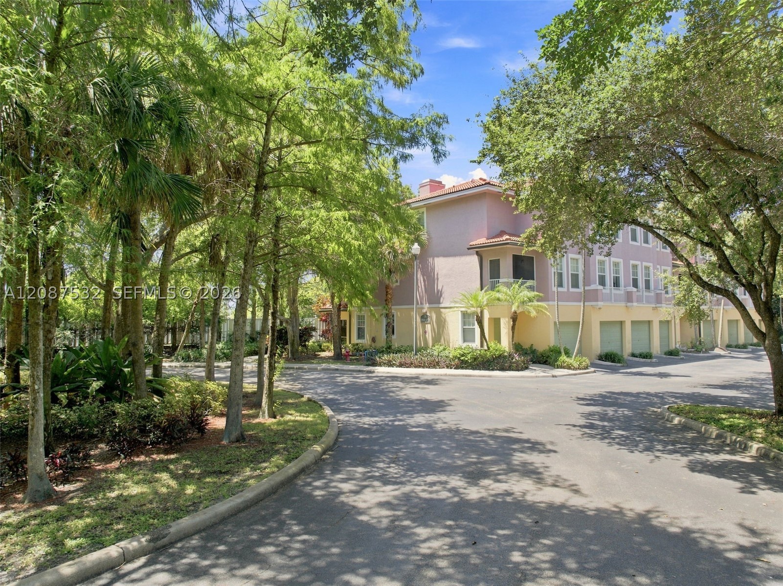 6978 W Sample Rd #6978, Coral Springs FL 33067