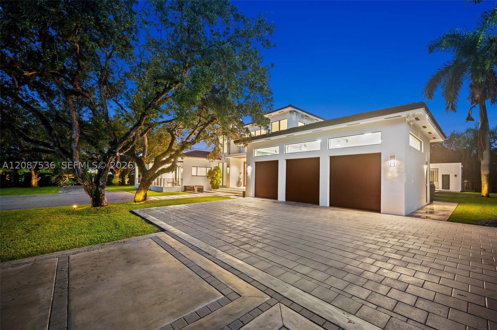 8920 SW 96th St, Miami FL 33176
