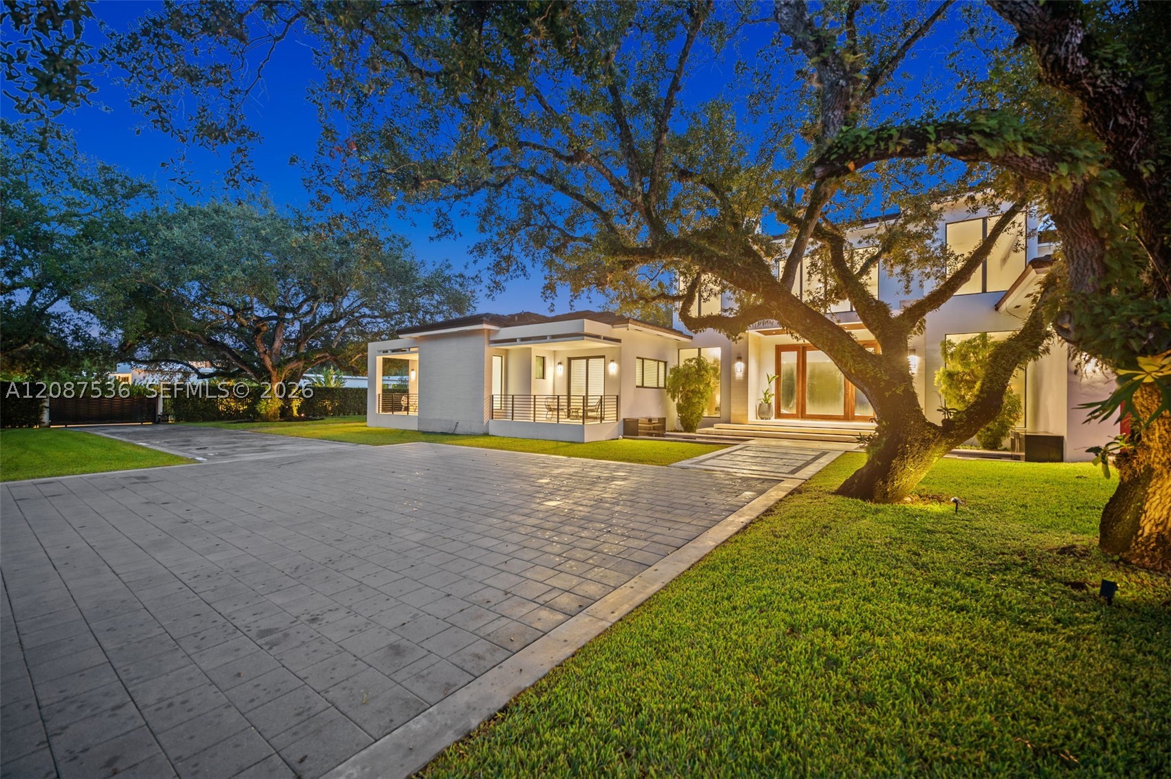 8920 SW 96th St, Miami FL 33176
