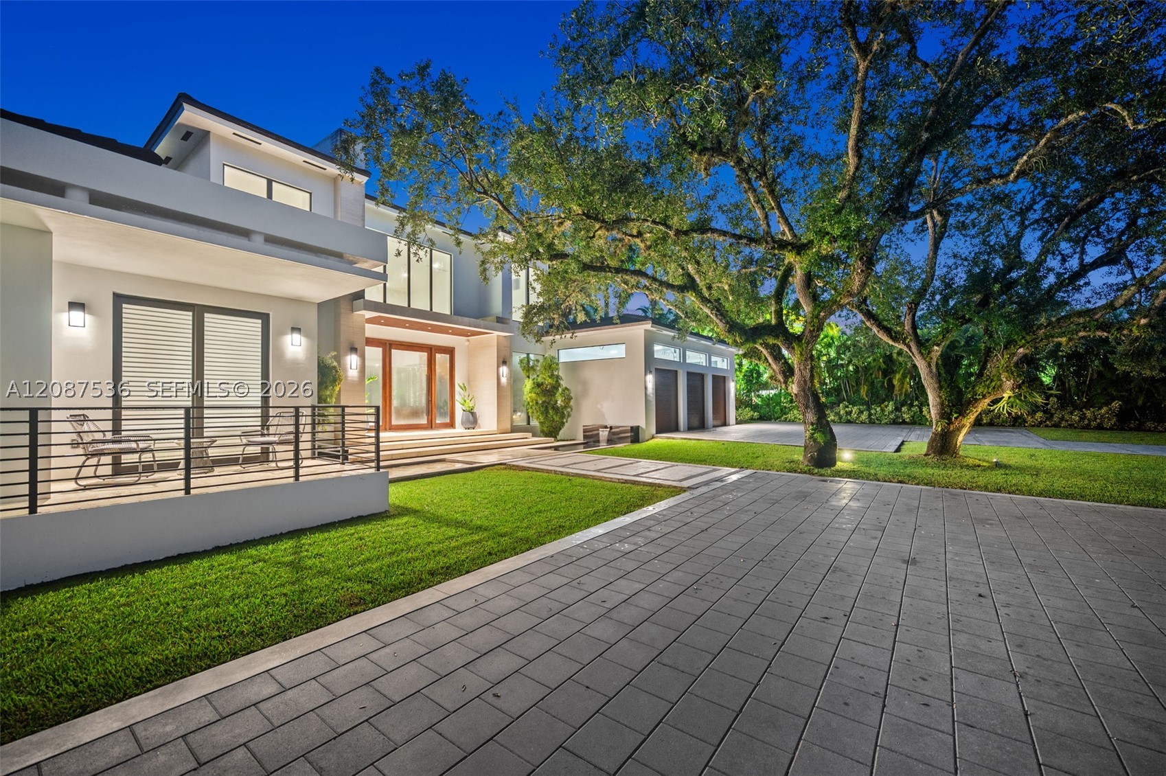 8920 SW 96th St, Miami FL 33176