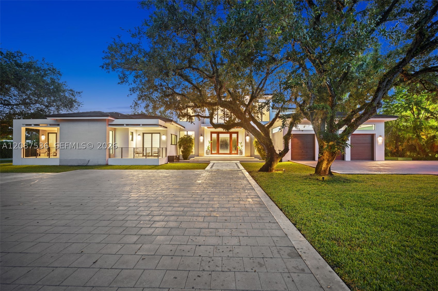 8920 SW 96th St, Miami FL 33176