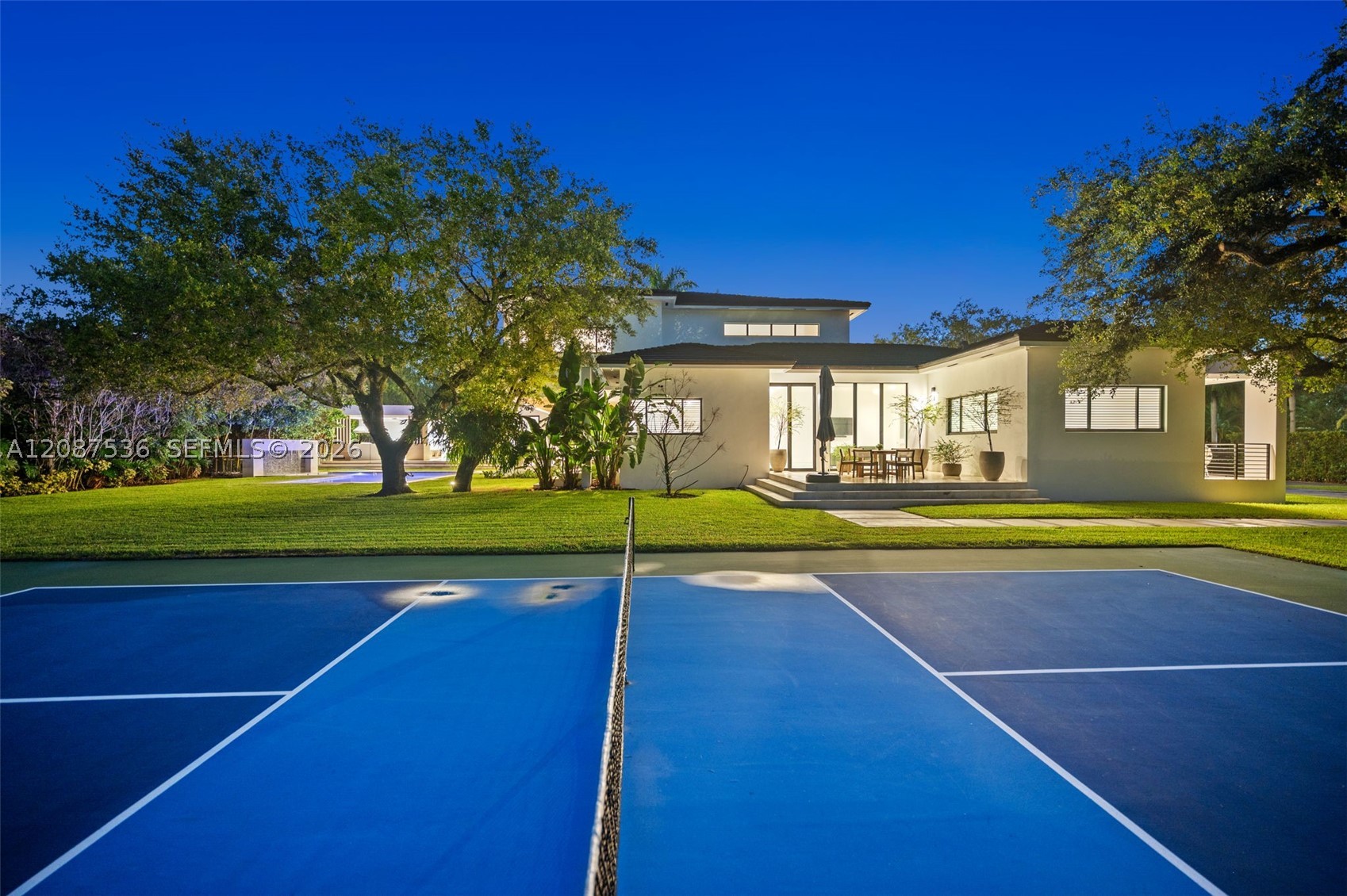 8920 SW 96th St, Miami FL 33176