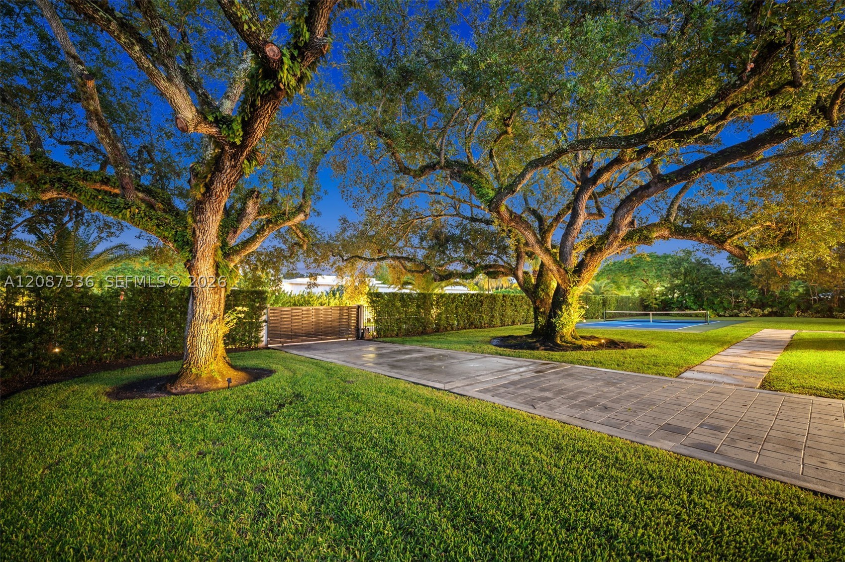 8920 SW 96th St, Miami FL 33176