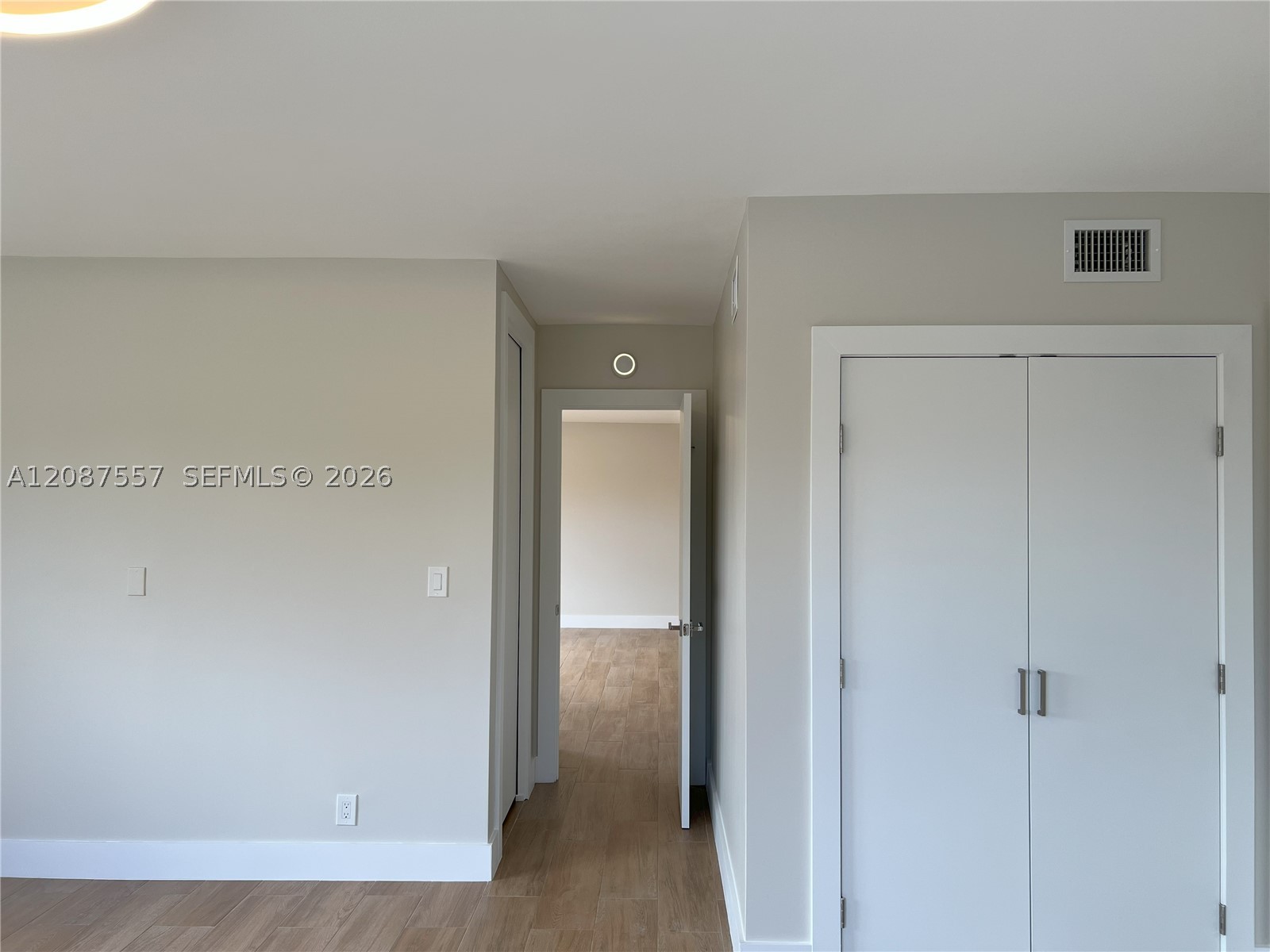 1881 Middle River Dr #207, Fort Lauderdale FL 33305
