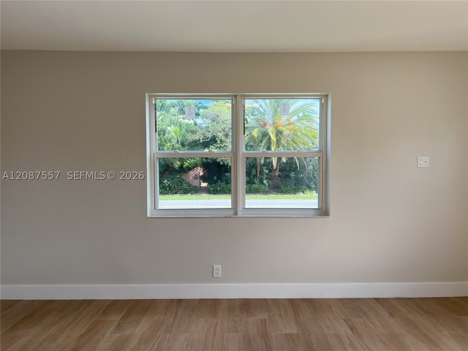 1881 Middle River Dr #207, Fort Lauderdale FL 33305