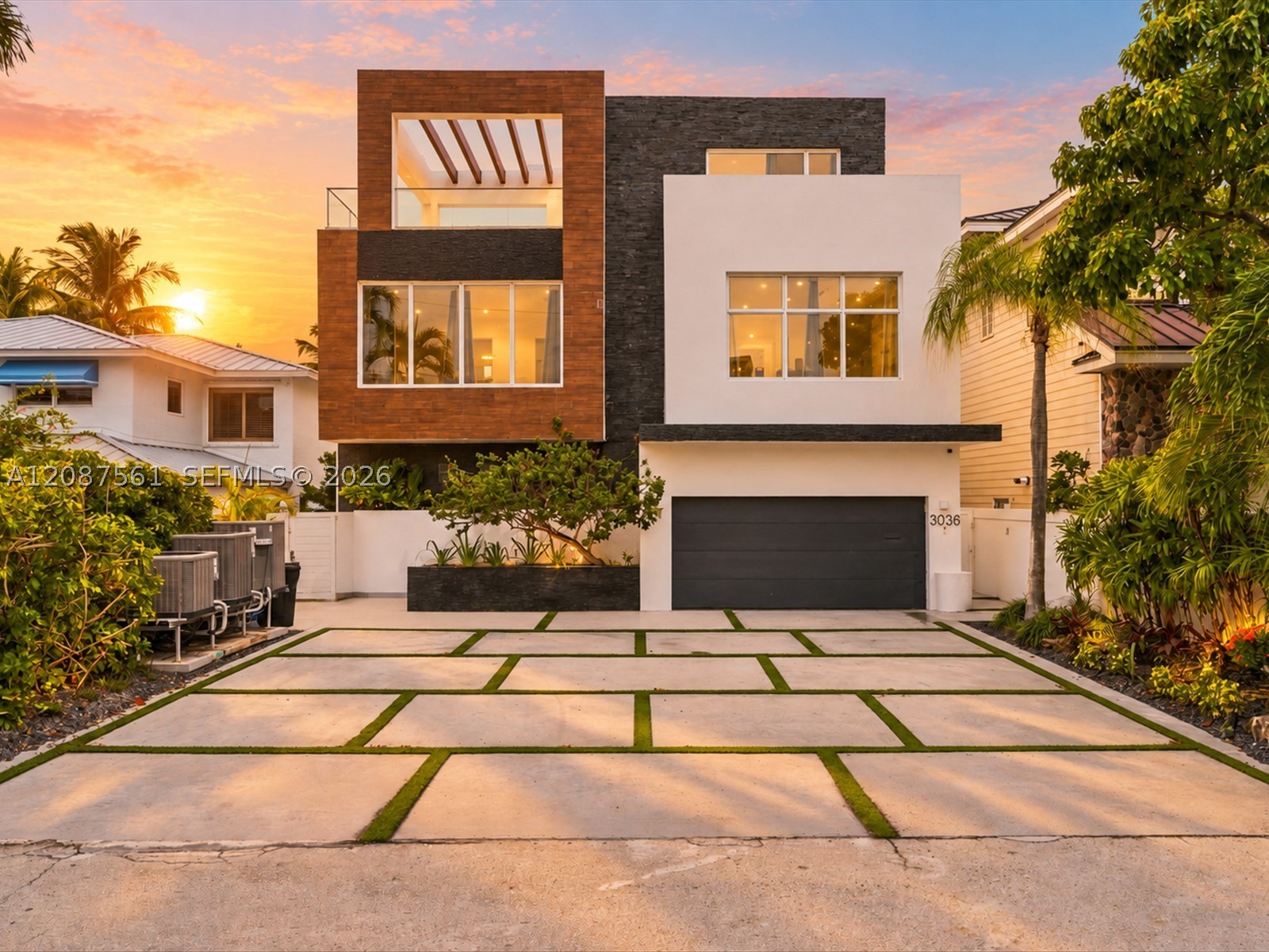 3036 N Atlantic Blvd, Fort Lauderdale FL 33308