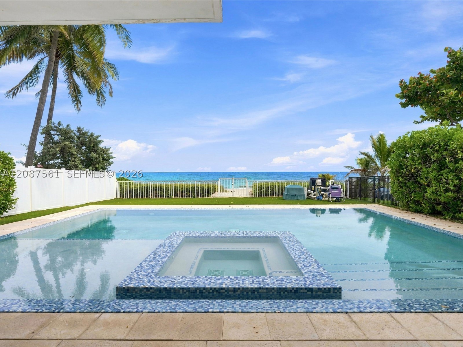 3036 N Atlantic Blvd, Fort Lauderdale FL 33308