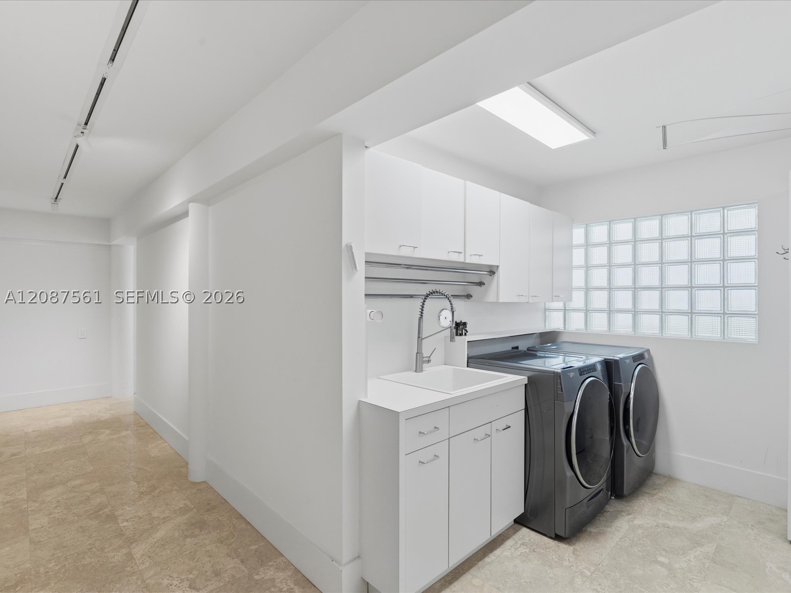3036 N Atlantic Blvd, Fort Lauderdale FL 33308