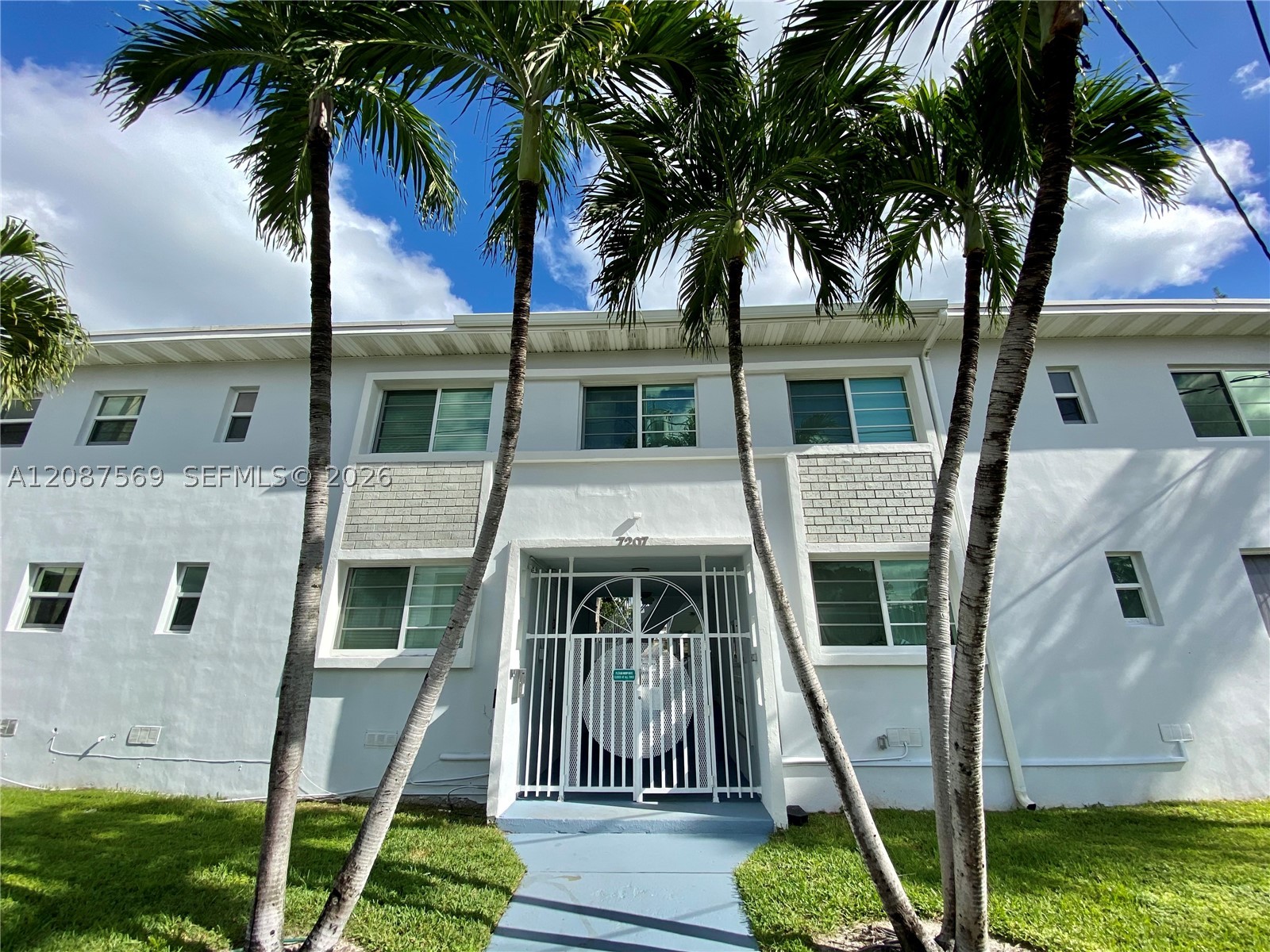 7207 Bay Dr #9, Miami Beach FL 33141