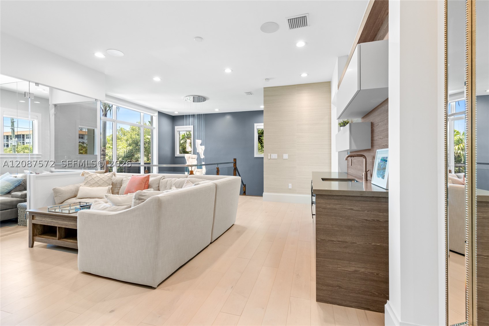 924 Evergreen Dr #-, Delray Beach FL 33483