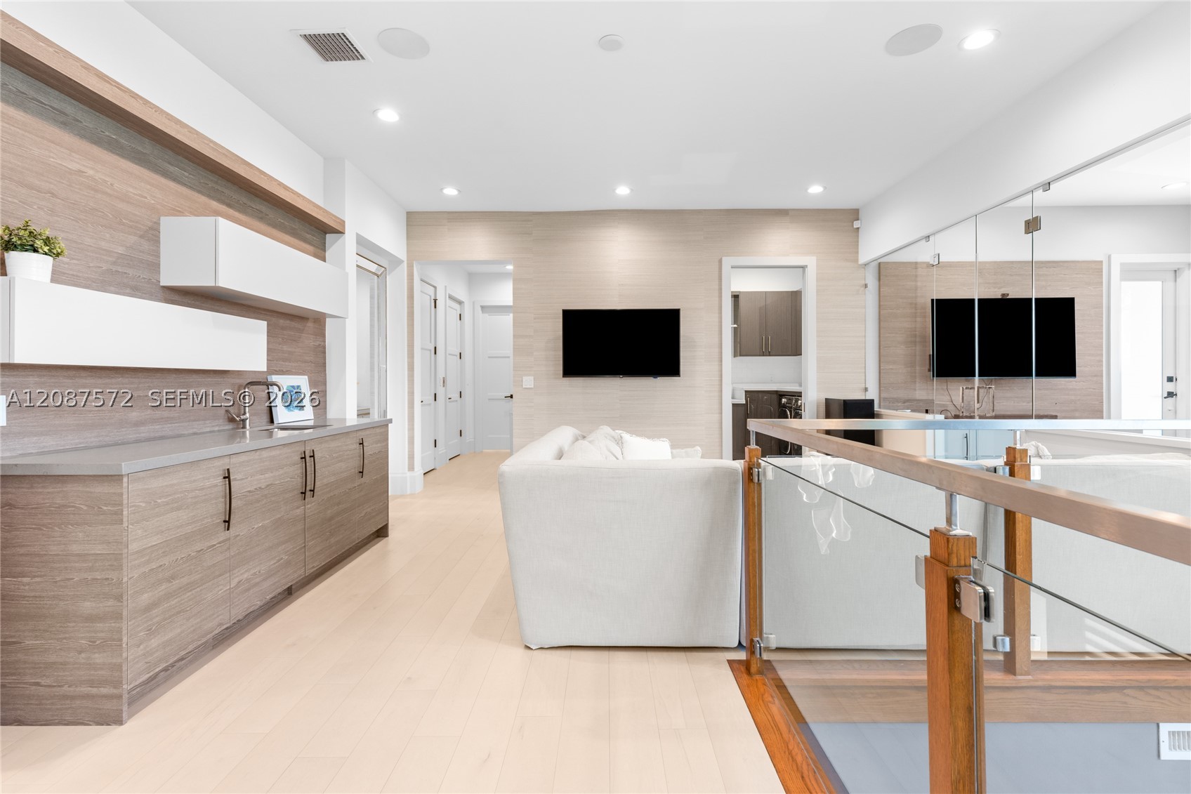 924 Evergreen Dr #-, Delray Beach FL 33483