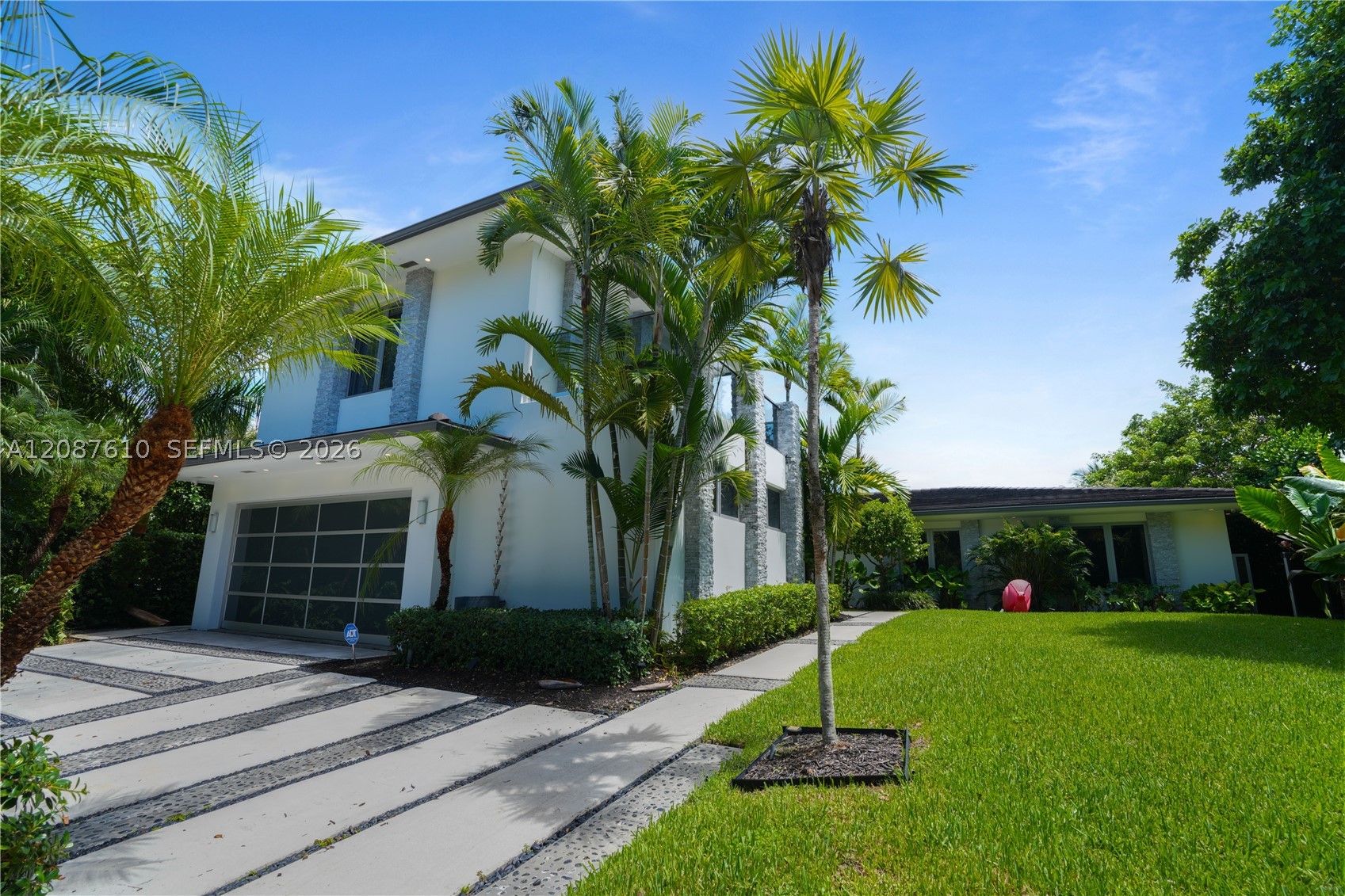 9301 N Bayshore Dr, Miami Shores FL 33138