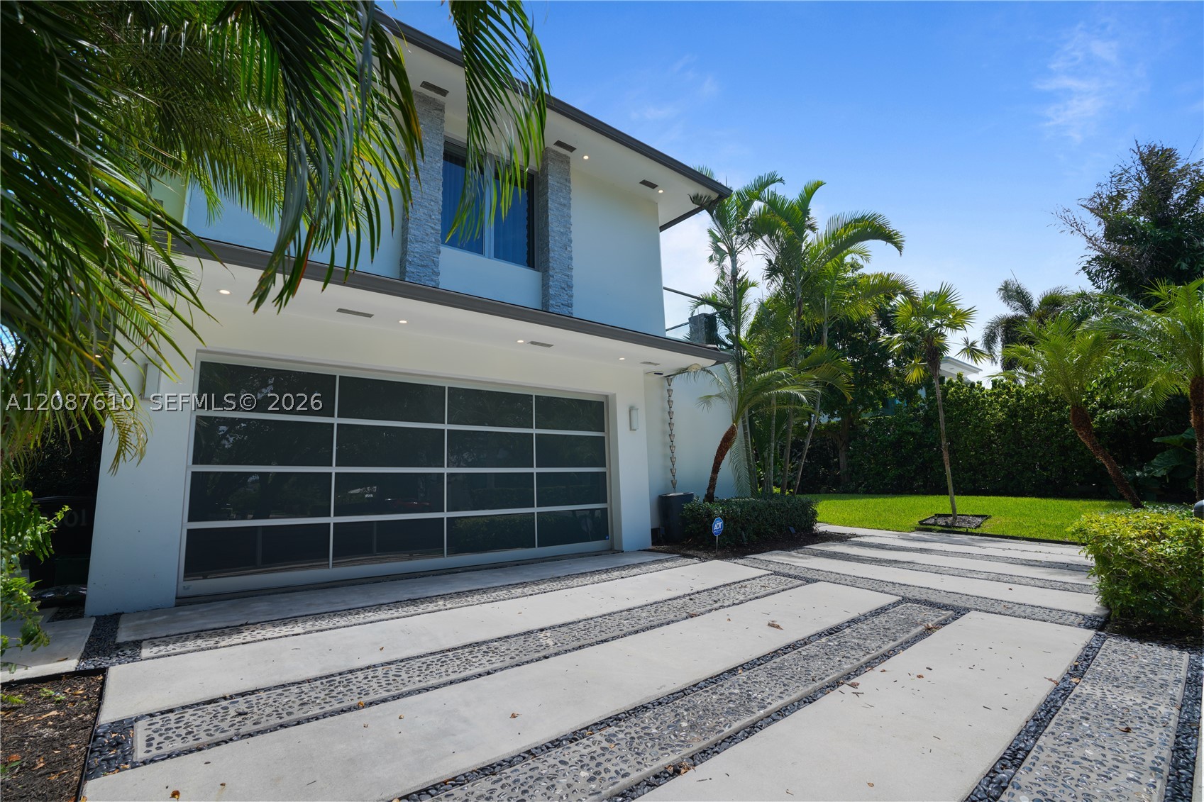 9301 N Bayshore Dr, Miami Shores FL 33138