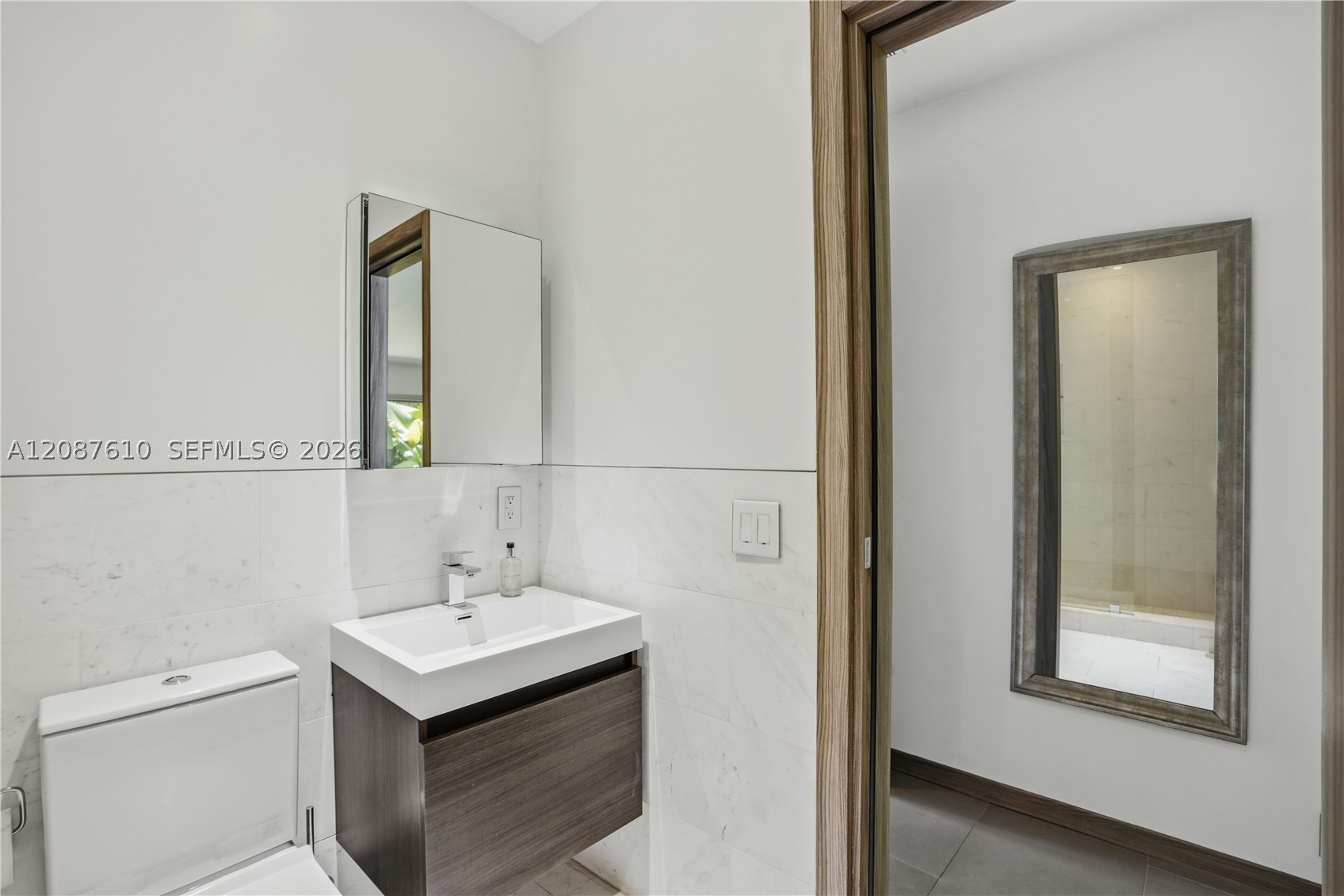 9301 N Bayshore Dr, Miami Shores FL 33138