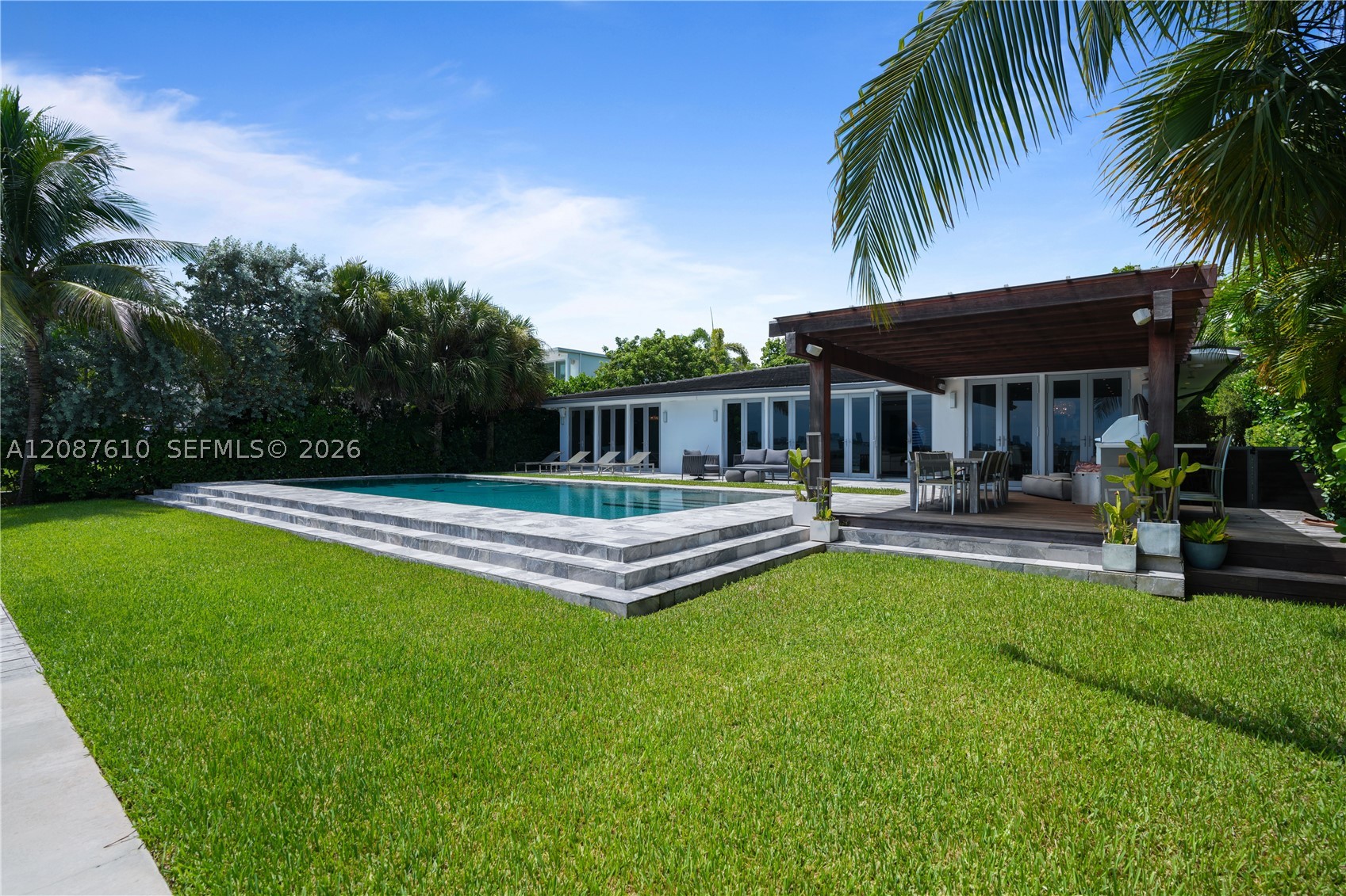 9301 N Bayshore Dr, Miami Shores FL 33138