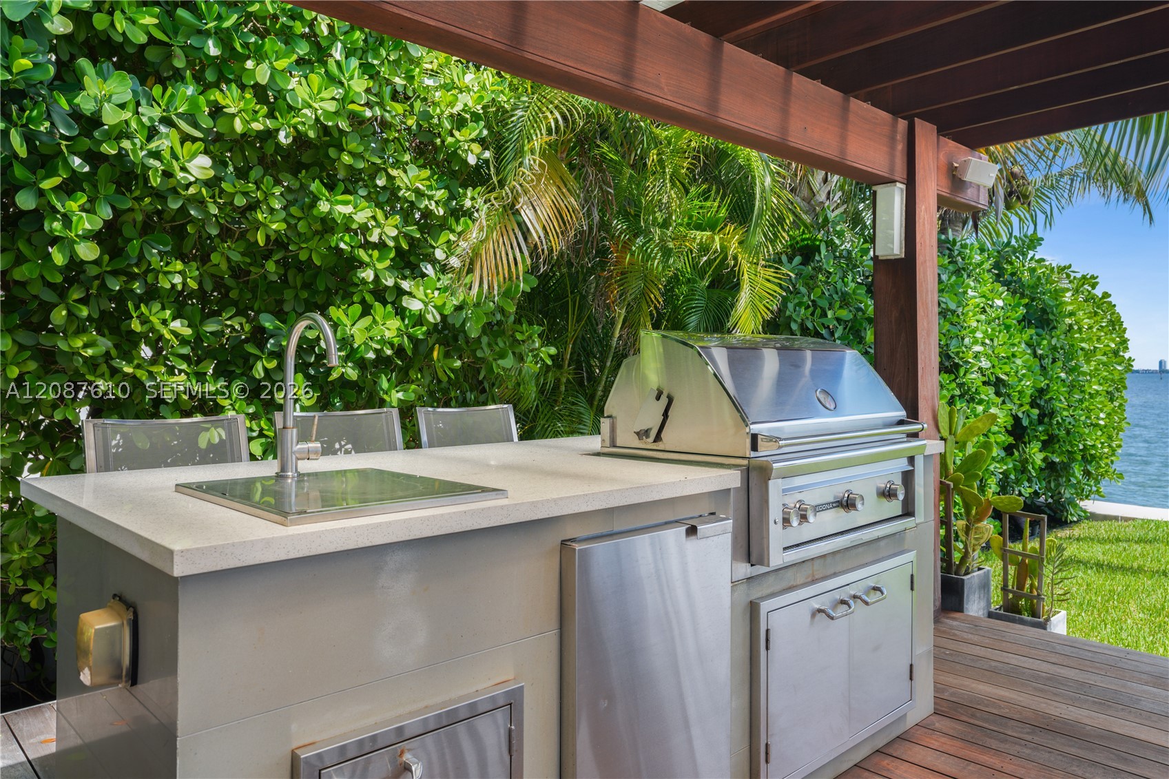 9301 N Bayshore Dr, Miami Shores FL 33138